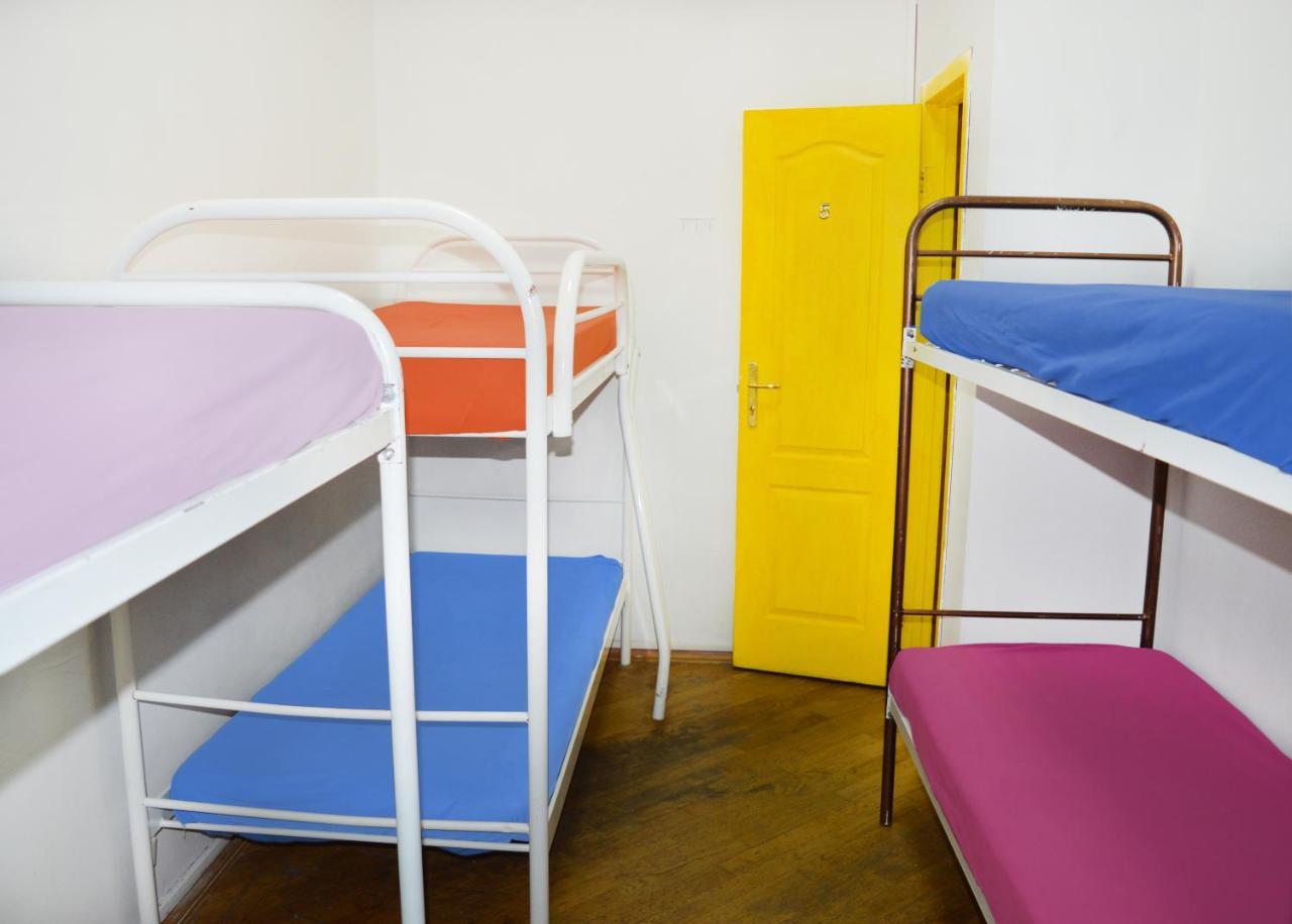 Hostel Golden Gates Kiev Buitenkant foto