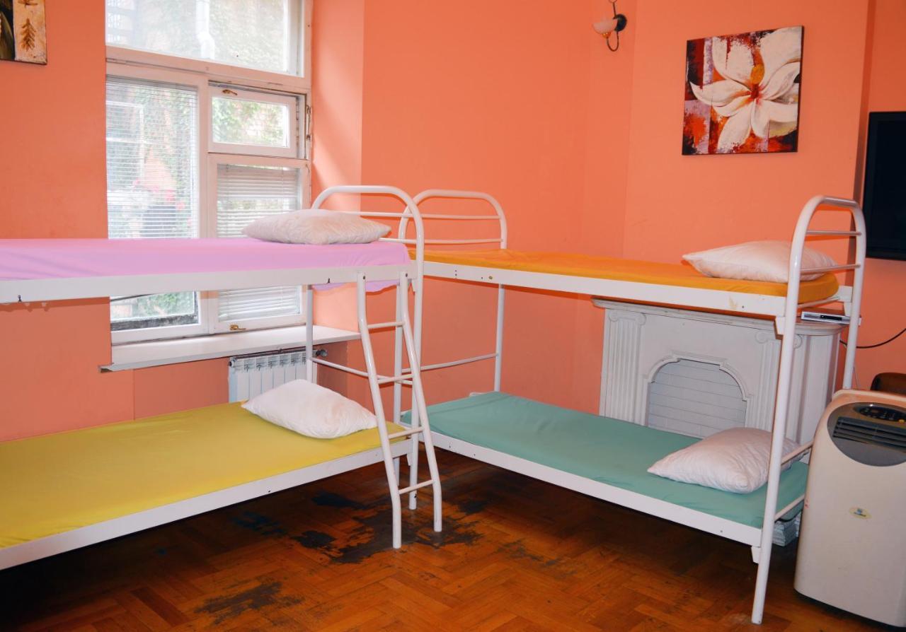 Hostel Golden Gates Kiev Buitenkant foto